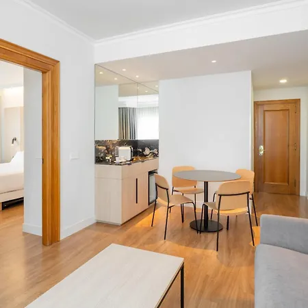 Galeones Affiliated By Melia 4* ויגו