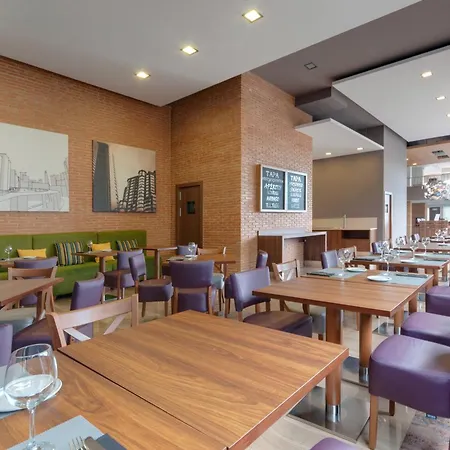 Galeones Affiliated By Melia מלון