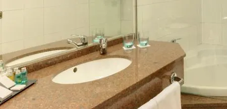 Hotel Galeones, Affiliated By Melia