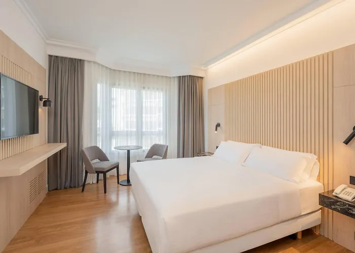 Hotel Galeones Affiliated By Melia 4*