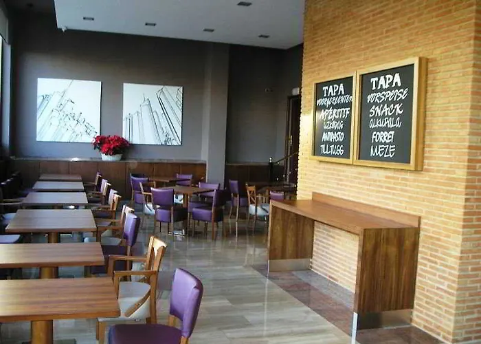 Galeones Affiliated By Melia Vigo